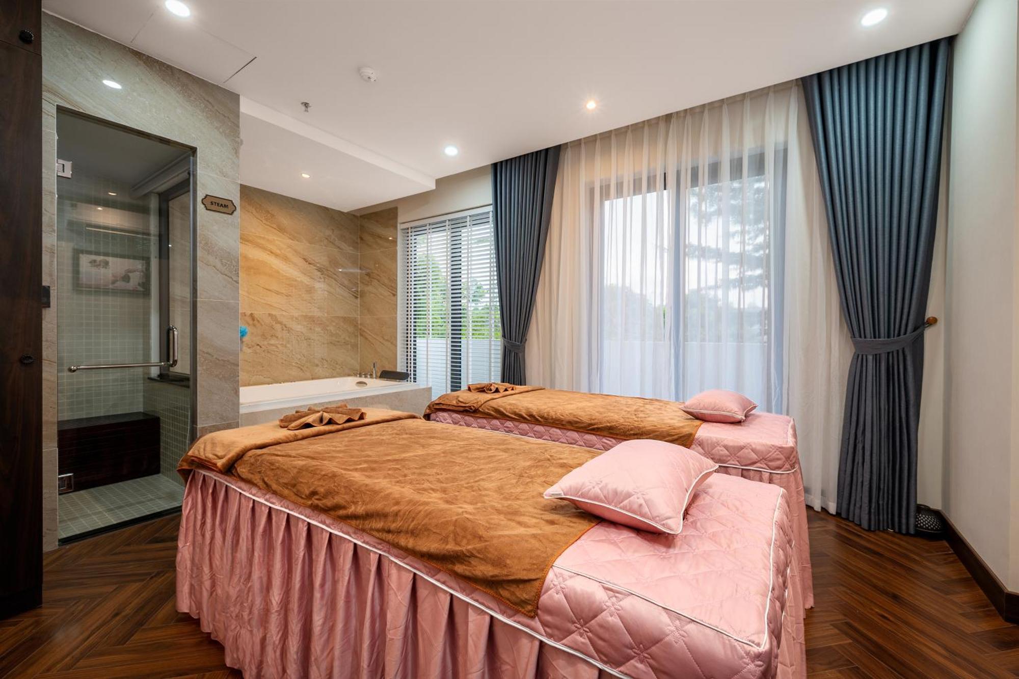 Florence Hotel Da Nang Bagian luar foto